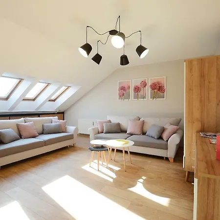 Morski2-100m Od Plazy * 코워브제크