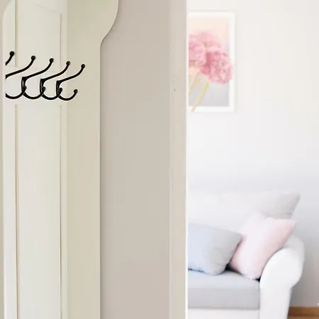 Morski2-100m Od Plazy 코워브제크